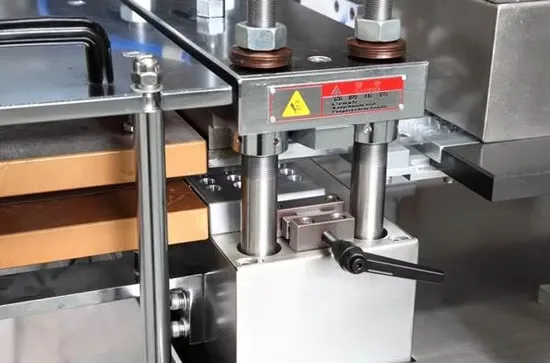 Dpp-260 Automatic Blistering Machine Alu-PVC Blister Packaging Machine for Efficient Production - Image 3