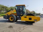 Heavy Road Compactor 20ton 126kw Road Roller Xs203j - Image 6
