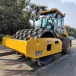 Heavy Road Compactor 20ton 126kw Road Roller Xs203j