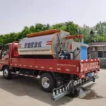 High-Efficiency Emulsified Asphalt Paving Machine, Gasoline Engine Asphalt Spraying Vehicle, Road Waterproofing Project - Image 4