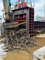 Heavy Scrap Metal Steel Hydraulic Gantry Guillotine Shear Cutting Shearing Recycling Machine for Steel Mill Plant Scrap Yard - Image 6